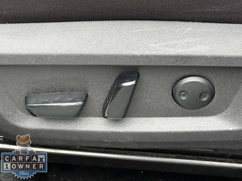 Used 2025 Nissan Rogue SV AWD/4WD image 20
