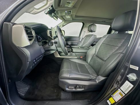 Used 2023 Toyota Tundra Limited w/ Power Package RWD image 13