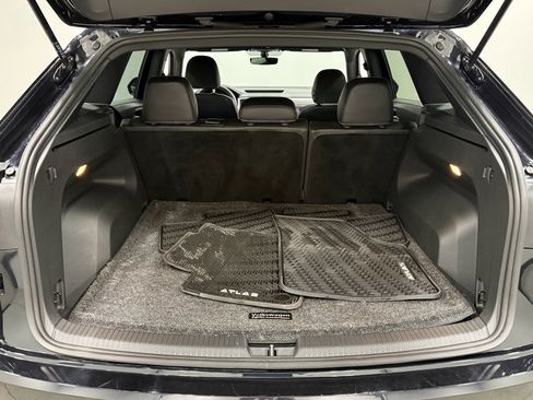 Used 2023 Volkswagen Atlas Cross Sport SE image 29