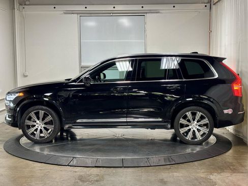 Used 2024 Volvo XC90 T8 Plus w/ Protection Package Premier AWD/4WD image 6
