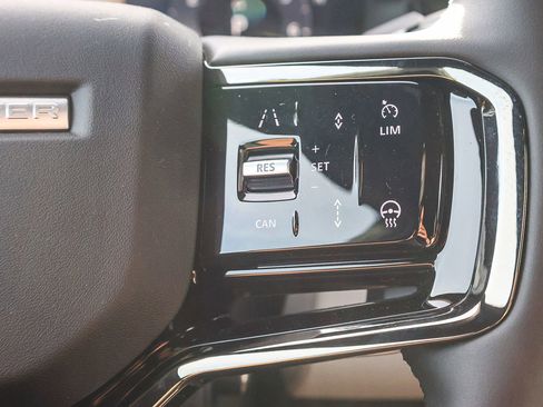 New 2026 Land Rover Range Rover Evoque Dynamic SE image 36