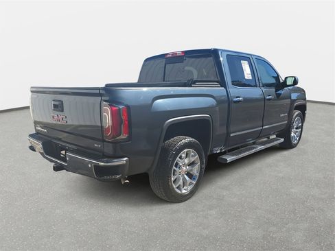 Used 2018 GMC Sierra 1500 SLT image 5