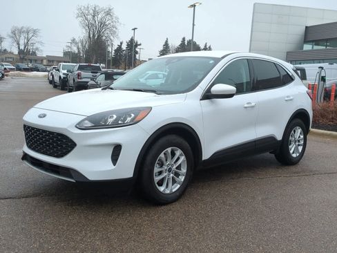 Used 2021 Ford Escape SE w/ Convenience Package image 4