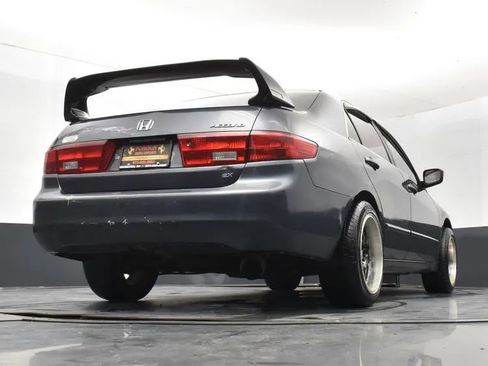 Used 2005 Honda Accord EX image 13