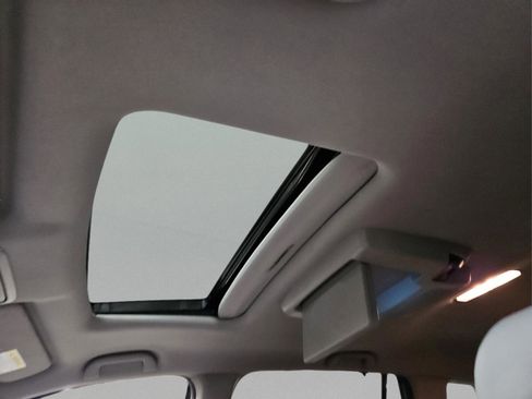 Used 2022 Honda Pilot Touring image 21