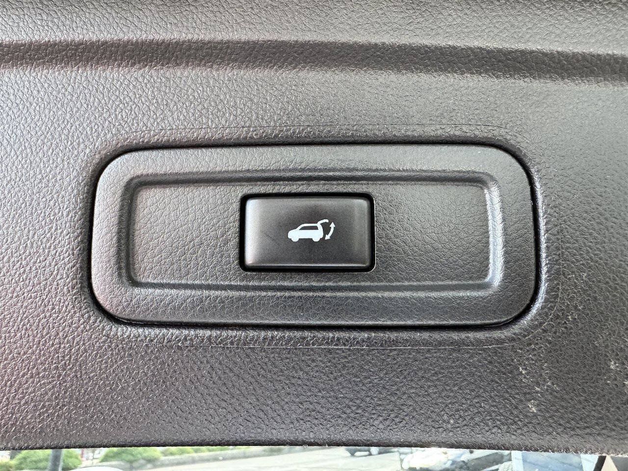 Used 2014 INFINITI QX70 AWD w/ Premium Package image 7