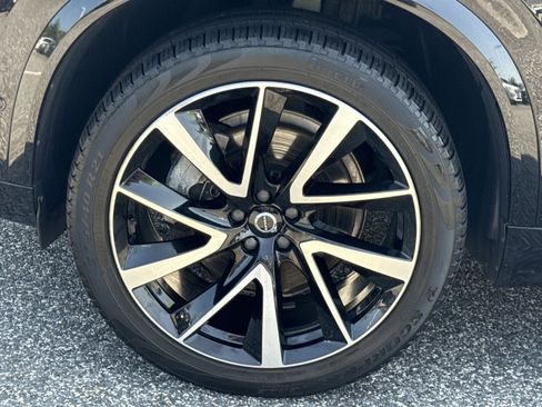 Used 2024 Volvo XC90 B6 Plus w/ Protection Package Premier AWD/4WD image 12