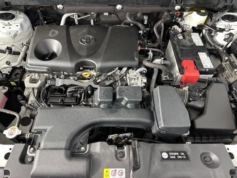 Used 2023 Toyota RAV4 LE image 10