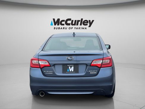 Used 2016 Subaru Legacy 2.5i Premium AWD/4WD image 4