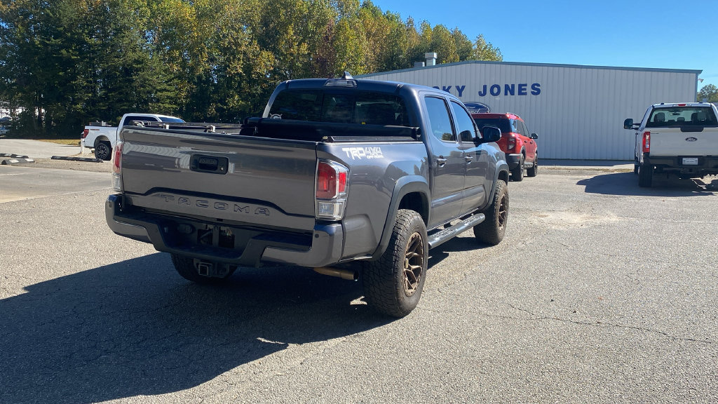 Used 2020 Toyota Tacoma TRD Off-Road w/ TRD Premium Off Road Package AWD/4WD image 5