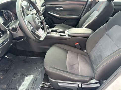 Certified 2025 Nissan Sentra SR w/ Midnight Edition image 18