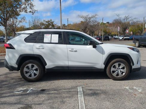 Certified 2021 Toyota RAV4 LE image 4