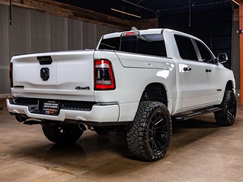 Used 2024 RAM 1500 Laramie AWD/4WD image 8