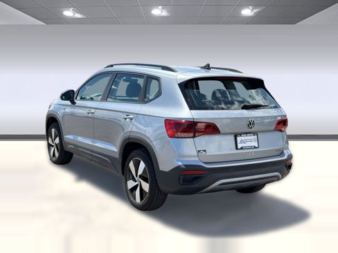 Used 2023 Volkswagen Taos S w/ Driver Assistance Package AWD/4WD image 3