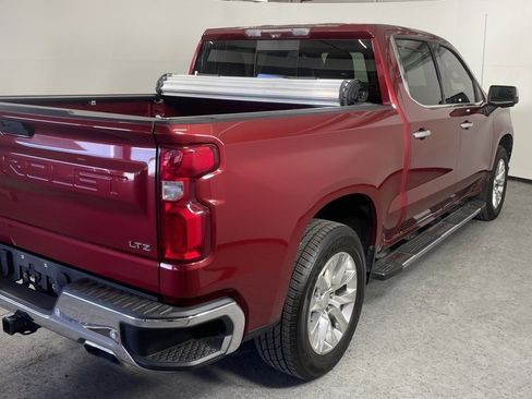 Used 2020 Chevrolet Silverado 1500 LTZ w/ LTZ Premium Package image 3