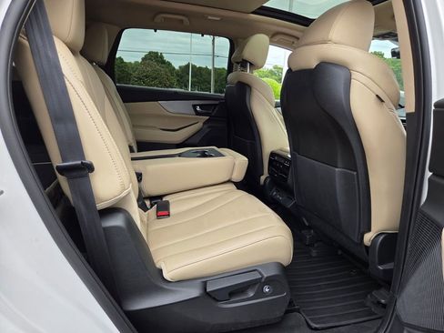 Used 2023 Acura MDX FWD w/ Technology Package image 16
