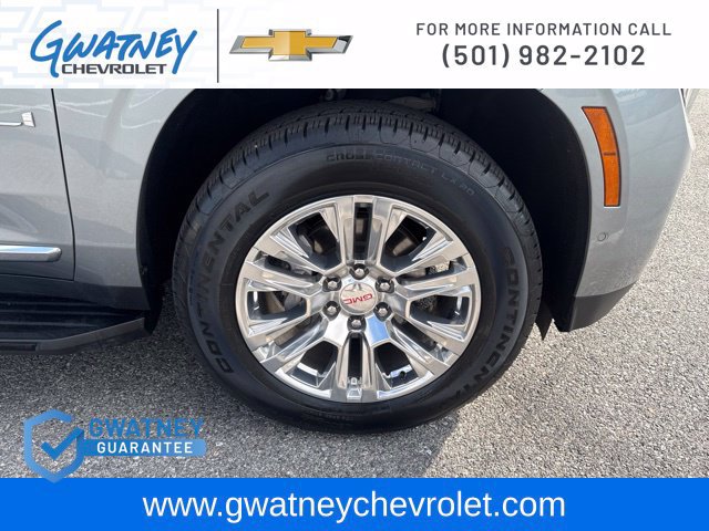 Used 2025 GMC Yukon Denali AWD/4WD image 12
