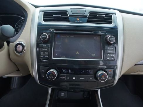 Used 2015 Nissan Altima 2.5 SL w/ Technology Package image 29