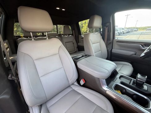 Used 2023 Chevrolet Silverado 1500 LT Trail Boss w/ Convenience Package II AWD/4WD image 11