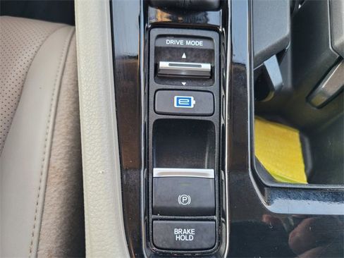 Used 2024 Honda Accord EX-L image 26