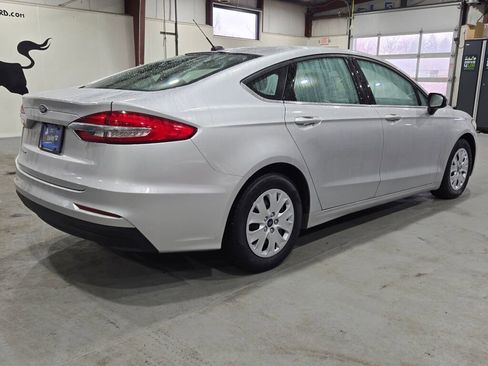 Used 2019 Ford Fusion S image 14