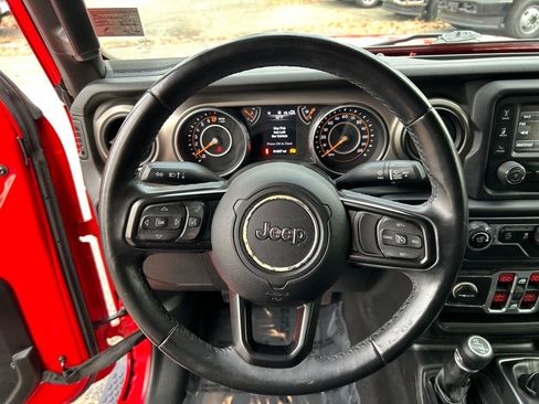 Used 2018 Jeep Wrangler Unlimited Sport S image 19
