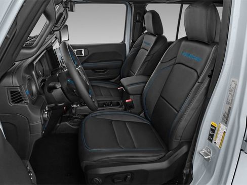 Used 2024 Jeep Wrangler Unlimited Rubicon AWD/4WD image 10