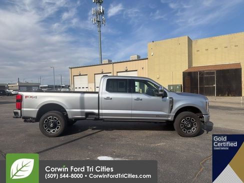 Used 2024 Ford F350 Platinum AWD/4WD image 3