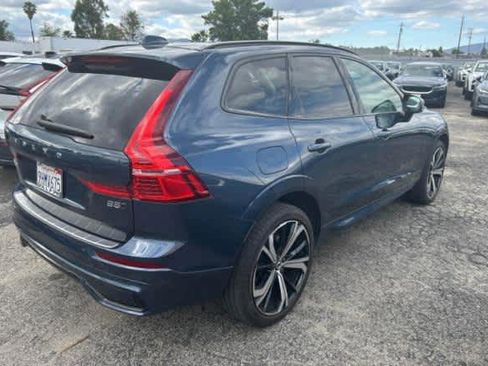 Used 2024 Volvo XC60 B5 Ultimate w/ Protection Package Premier AWD/4WD image 2