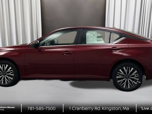 New 2026 Nissan Altima 2.5 SV AWD/4WD image 8