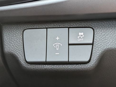 Used 2022 Kia Rio S FWD image 19