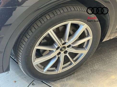 Used 2023 Audi Q5 e Prestige w/ Prestige Package AWD/4WD image 5