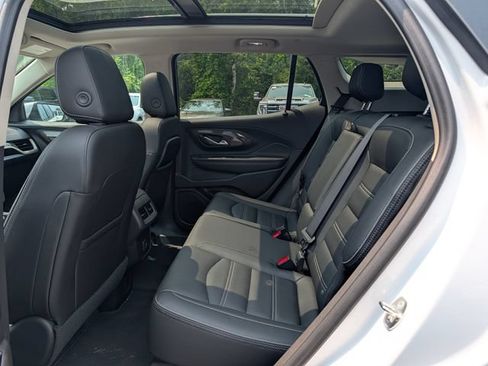 Used 2023 GMC Terrain Denali AWD/4WD image 19