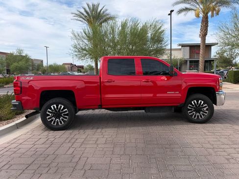 Used 2016 Chevrolet Silverado 2500 LT w/ LT Fleet Convenience Package AWD/4WD image 5