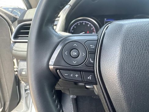 Used 2023 Toyota Camry SE w/ Convenience Package FWD image 22