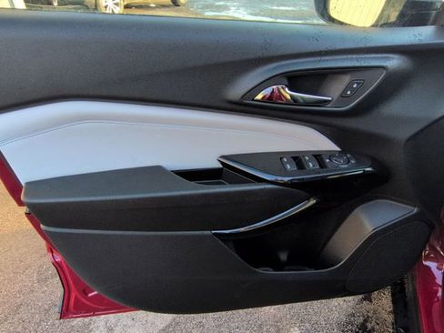 New 2026 Chevrolet Trax LT w/ Driver Confidence Package image 22