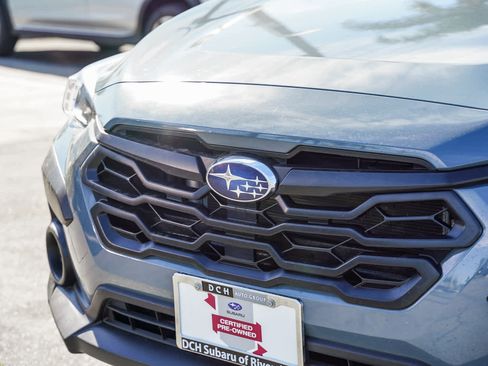 Used 2024 Subaru Crosstrek 2.0i image 10