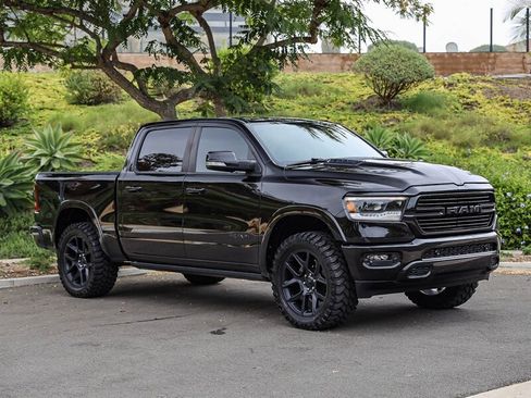 Used 2022 RAM 1500 Laramie AWD/4WD image 7