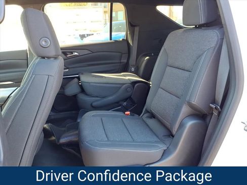 New 2026 Chevrolet Traverse LT w/ Driver Confidence Package image 21