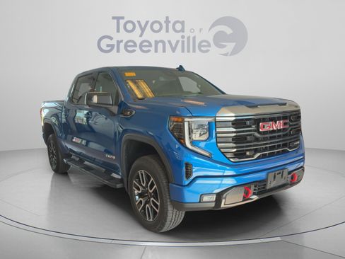 Used 2022 GMC Sierra 1500 AT4 w/ AT4 Preferred Package AWD/4WD image 8