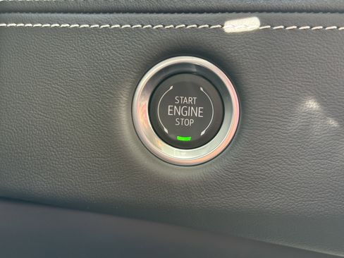 New 2026 Cadillac Escalade ESV V image 26