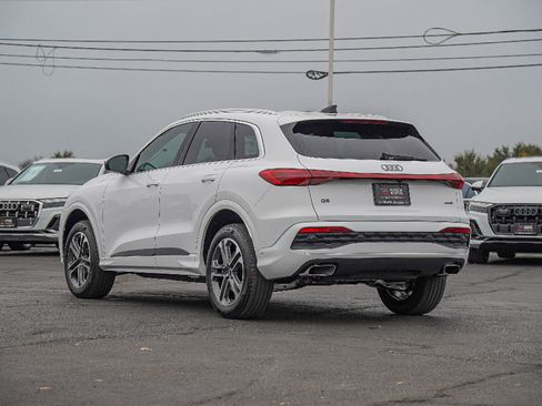 New 2025 Audi Q5 Premium Plus image 6