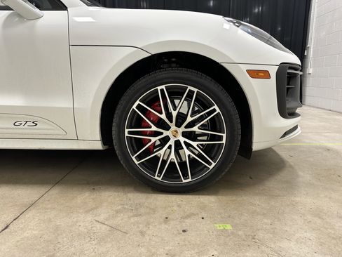 Used 2023 Porsche Macan GTS image 13