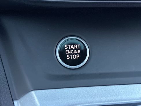 Used 2023 Audi Q3 2.0T Premium w/ Convenience Package image 22