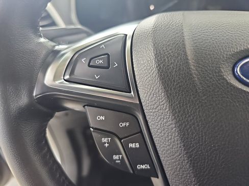Used 2023 Ford Edge SEL AWD/4WD image 21