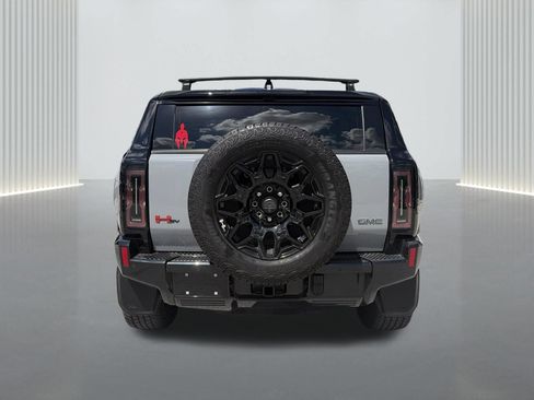 Used 2024 GMC Hummer EV 2X w/ LPO, Illumination Package AWD/4WD image 4
