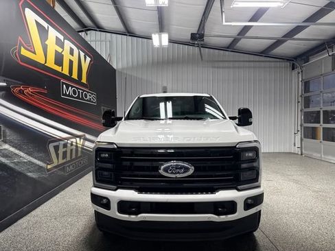 Used 2025 Ford F350 Platinum w/ FX4 Off-Road Package AWD/4WD image 19