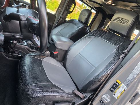Used 2022 Jeep Gladiator Rubicon AWD/4WD image 30