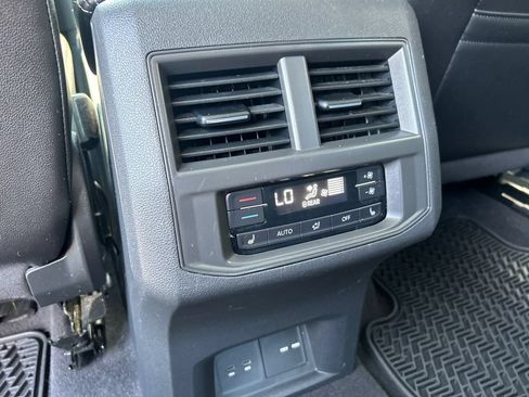 Used 2023 Volkswagen Atlas SEL Premium AWD/4WD image 24