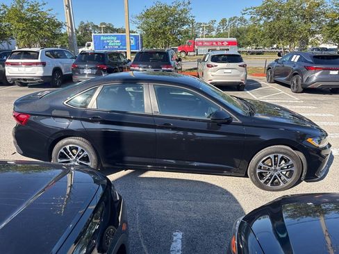 Used 2026 Volkswagen Jetta Sport FWD image 12